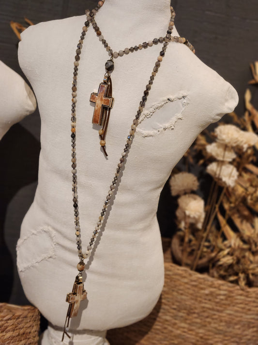 Isla Necklace W/Cross