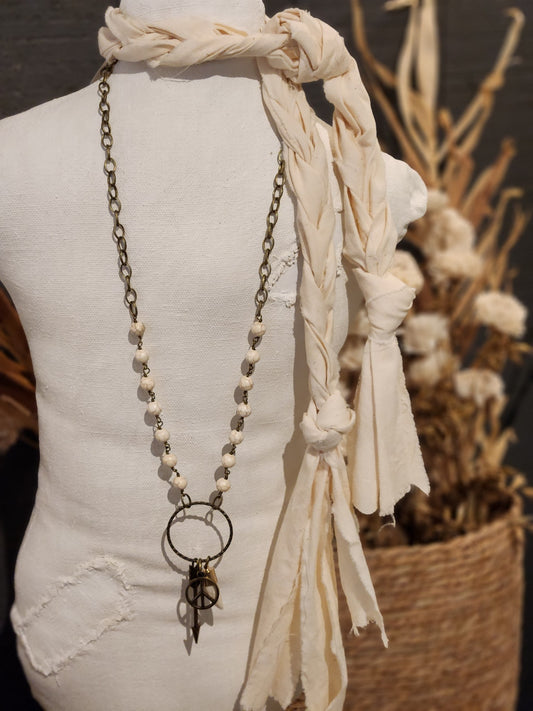 Erin Necklace White